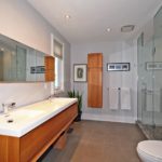 5 Wellesley Ave Toronto ON M4X-print-025-051-Main Bathroom-2100x1400-300dpi